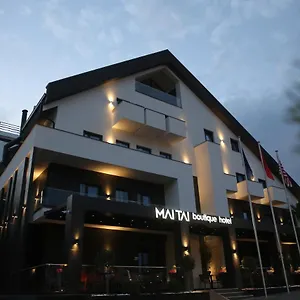 Mai Tai Mjull-Bethore